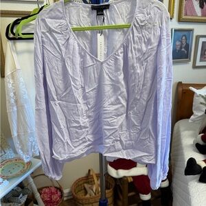 Women's Light Purple Top